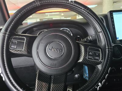 2014 Jeep Wrangler Unlimited Sahara 4X4 4DR SUV   - Photo 22 - Hamilton, OH 45015