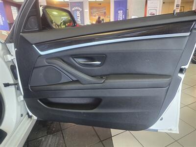 2016 BMW 528i xDrive 4DR SEDAN AWD   - Photo 12 - Hamilton, OH 45015