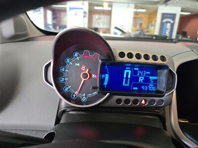 2014 Chevrolet Sonic LT Auto 4DR HATCHBACK   - Photo 22 - Hamilton, OH 45015