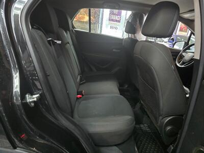 2015 Chevrolet Trax LTZ 4DR WAGON   - Photo 16 - Hamilton, OH 45015