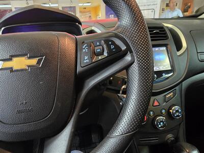 2015 Chevrolet Trax LTZ 4DR WAGON   - Photo 24 - Hamilton, OH 45015