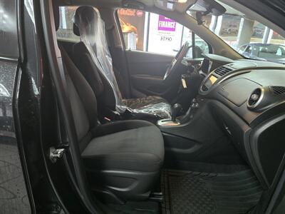 2015 Chevrolet Trax LTZ 4DR WAGON   - Photo 14 - Hamilton, OH 45015