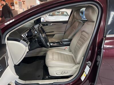 2018 Ford Fusion SE   - Photo 9 - Hamilton, OH 45015