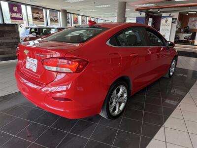 2019 Chevrolet Cruze Premiere 4DR SEDAN   - Photo 6 - Hamilton, OH 45015