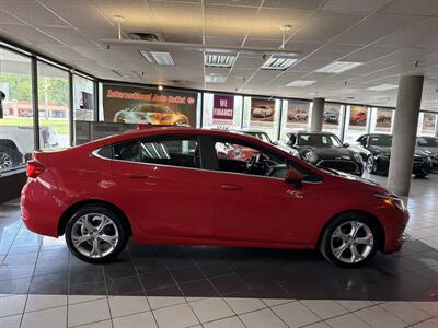 2019 Chevrolet Cruze Premiere 4DR SEDAN   - Photo 5 - Hamilton, OH 45015