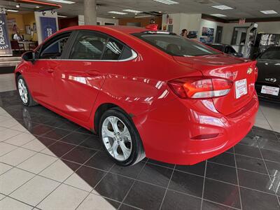 2019 Chevrolet Cruze Premiere 4DR SEDAN   - Photo 8 - Hamilton, OH 45015