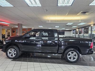 2018 RAM 1500 Express-CREW CAB-4X4-HEMI   - Photo 3 - Hamilton, OH 45015