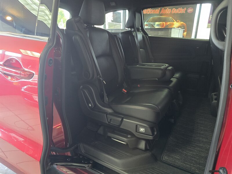 2023 Honda Odyssey Sport 4DR MINI-VAN - Photo 15 - Hamilton, OH 45015