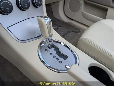 2010 Chrysler Sebring Limited - Photo 11 - Henderson, TN 38340