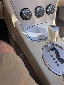 2010 Chrysler Sebring Limited - Photo 24 - Henderson, TN 38340