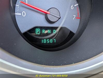 2010 Chrysler Sebring Limited - Photo 6 - Henderson, TN 38340