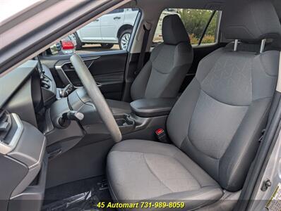 2020 Toyota RAV4 Hybrid XLE   - Photo 13 - Henderson, TN 38340