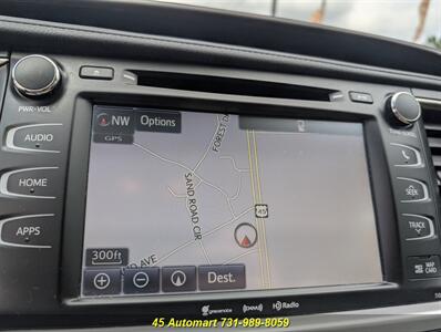 2019 Toyota Highlander XLE w/Leather,Safety Package,Sunroof,Nav!   - Photo 17 - Henderson, TN 38340