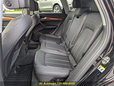 2021 Audi Q5 quattro Premium Plus w/Leather and Sunroof   - Photo 10 - Henderson, TN 38340