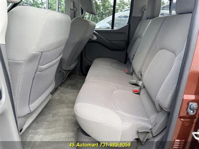 2016 Nissan Frontier SV Local Trade Crew Cab-Bed Cover,B/U Camera - Photo 9 - Henderson, TN 38340