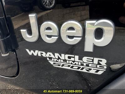 2021 Jeep Wrangler Sport S   - Photo 13 - Henderson, TN 38340