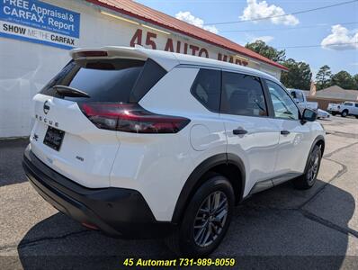 2021 Nissan Rogue S Loaded and Extra Nice!   - Photo 7 - Henderson, TN 38340