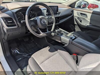 2021 Nissan Rogue S Loaded and Extra Nice!   - Photo 10 - Henderson, TN 38340