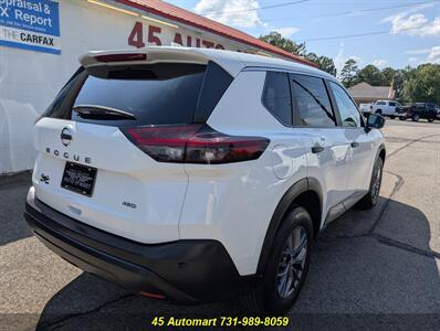 2021 Nissan Rogue S Loaded and Extra Nice!   - Photo 18 - Henderson, TN 38340