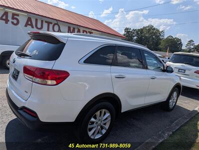 2017 Kia Sorento LX..Only 72K Miles,Clean and Comfortable!   - Photo 4 - Henderson, TN 38340