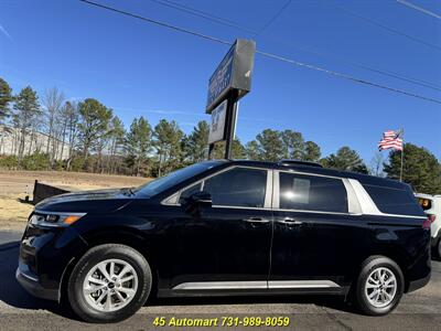 2022 Kia Carnival LX-Roomy and Zoomy! 8 Passenger Seating!   - Photo 5 - Henderson, TN 38340
