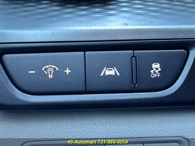 2022 Kia Carnival LX-Roomy and Zoomy! 8 Passenger Seating!   - Photo 36 - Henderson, TN 38340