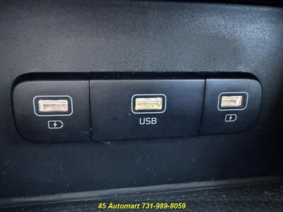 2022 Kia Carnival LX-Roomy and Zoomy! 8 Passenger Seating!   - Photo 30 - Henderson, TN 38340