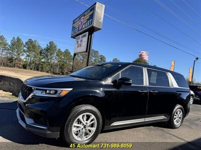 2022 Kia Carnival LX-Roomy and Zoomy! 8 Passenger Seating!   - Photo 3 - Henderson, TN 38340