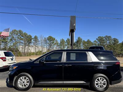 2022 Kia Carnival LX-Roomy and Zoomy! 8 Passenger Seating!   - Photo 7 - Henderson, TN 38340