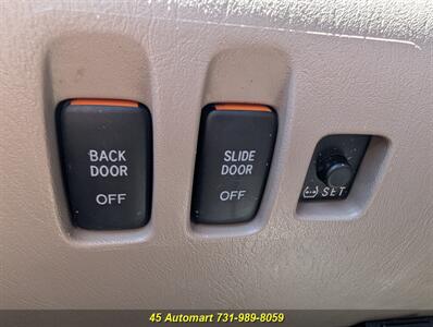 2004 Toyota Sienna XLE Limited 7 Passenger AWD w/Leather,Sunroof,DVD - Photo 23 - Henderson, TN 38340