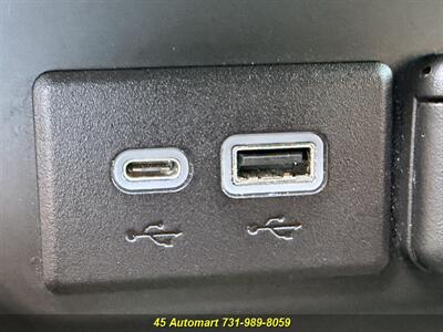 2021 Chevrolet Silverado 1500 Custom 4WD Crew Cab--Super Sharp!   - Photo 34 - Henderson, TN 38340