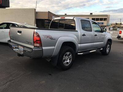 2006 Toyota Tacoma PreRunner V6  TRD Sport Crew Cab - Photo 8 - San Diego, CA 92120