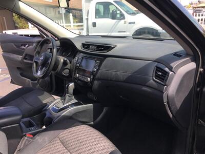2018 Nissan Rogue Hybrid SL  Sport - Photo 47 - San Diego, CA 92120