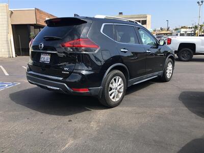 2018 Nissan Rogue Hybrid SL  Sport - Photo 37 - San Diego, CA 92120