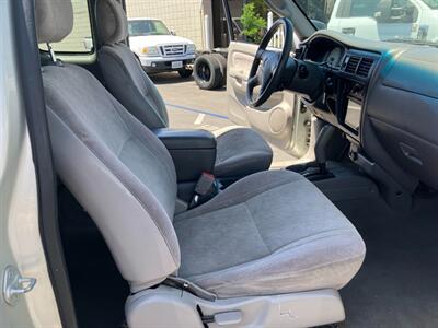 2004 Toyota Tacoma PreRunner V6 Sport - Photo 15 - San Diego, CA 92120