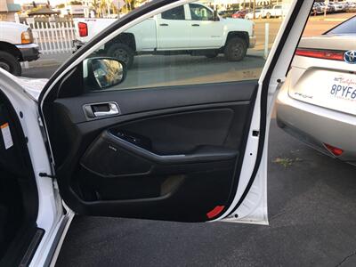 2015 Kia Optima Hybrid EX Premium  Sport - Photo 16 - San Diego, CA 92120