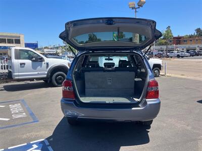 2005 Toyota Highlander Limited Sport - Photo 9 - San Diego, CA 92120