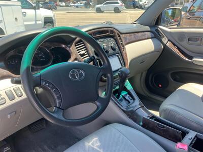 2005 Toyota Highlander Limited Sport - Photo 13 - San Diego, CA 92120