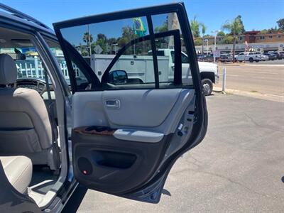 2005 Toyota Highlander Limited Sport - Photo 19 - San Diego, CA 92120