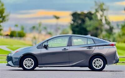 2018 Toyota Prius Two  Sport - Photo 13 - San Diego, CA 92120