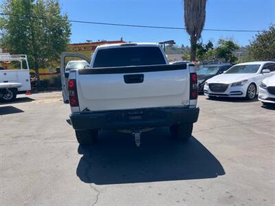 2011 Chevrolet Silverado 1500 Z71 Crew Cab  4x4 - Photo 4 - San Diego, CA 92120