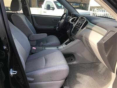 2005 Toyota Highlander Limited   - Photo 22 - San Diego, CA 92120