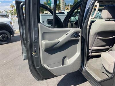 2008 Nissan Frontier SE V6 Sport - Photo 13 - San Diego, CA 92120