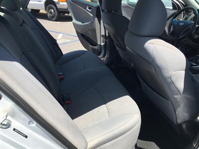 2014 Hyundai SONATA SE  Sport - Photo 14 - San Diego, CA 92120