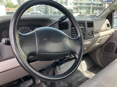 2001 Ford Super Duty F 550  7.3L Turbo Diesel - Photo 15 - San Diego, CA 92120