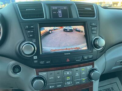 2012 Toyota Highlander Limited  Sport - Photo 28 - San Diego, CA 92120