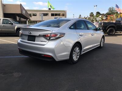 2016 Hyundai Sonata Hybrid SE  Sport - Photo 3 - San Diego, CA 92120