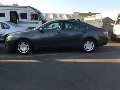 2011 Toyota Camry SE   - Photo 2 - San Diego, CA 92120