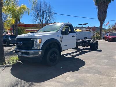 2018 Ford F-550 Super Duty 4x4 Twin Turbo Diesel  Dually 4X4 - Photo 2 - San Diego, CA 92120