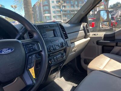 2018 Ford F-550 Super Duty 4x4 Twin Turbo Diesel  Dually 4X4 - Photo 11 - San Diego, CA 92120